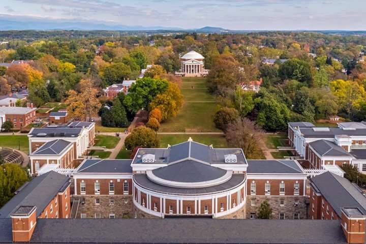 Living on Campus vs. Off-Campus Housing Pros and Cons